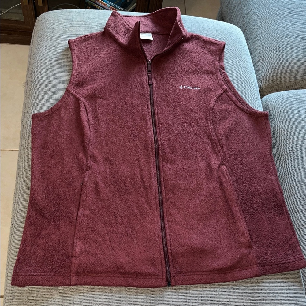 Columbia Burgundy Fleece Vest size 1X